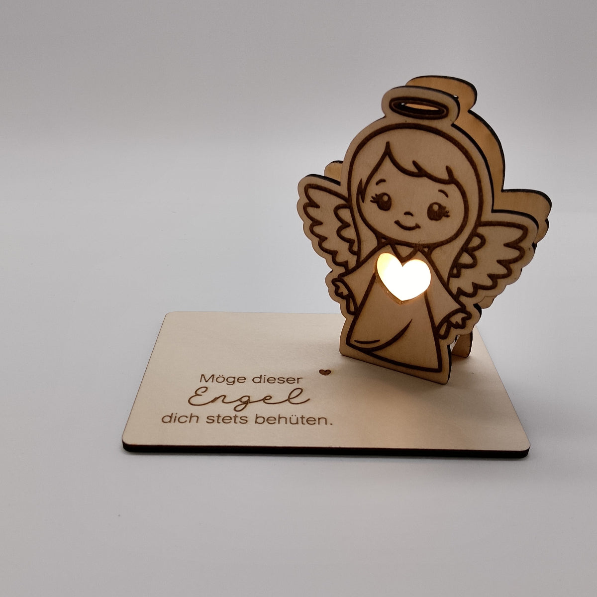 Engelsmädchen aus Holz dich stets behüten