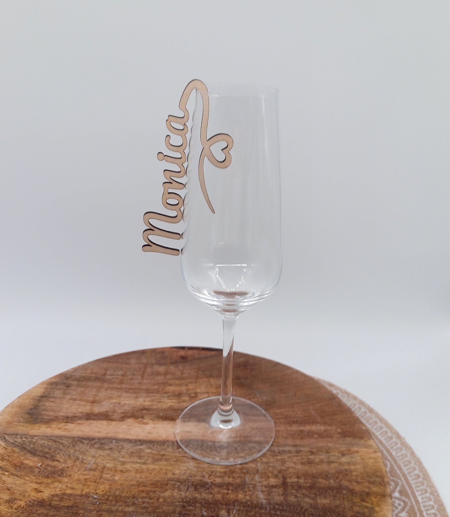 Einhängenamenschilder aus Holz für Hochzeit und Co für Sektglas