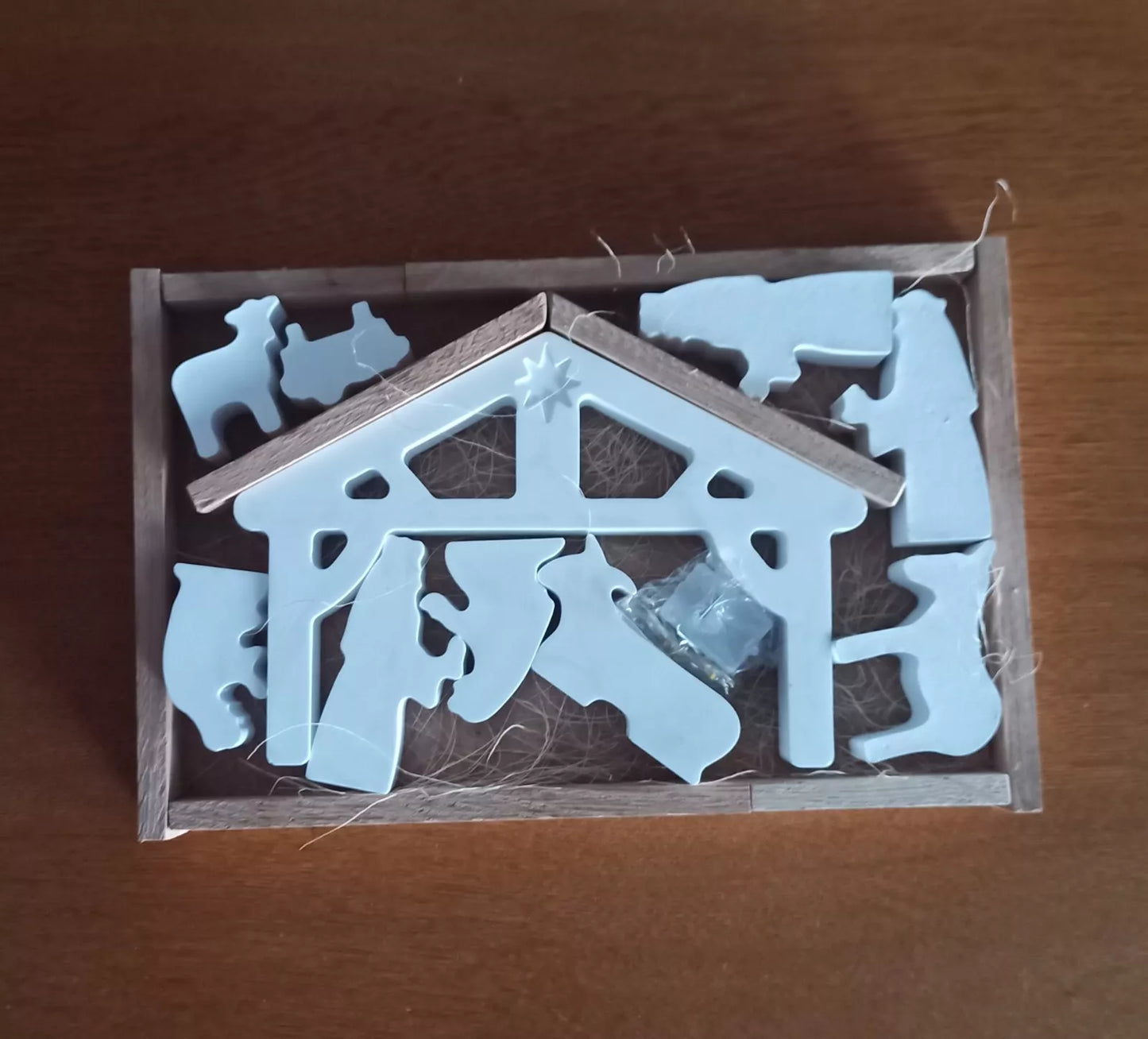 Krippe aus Raysin, einepackt