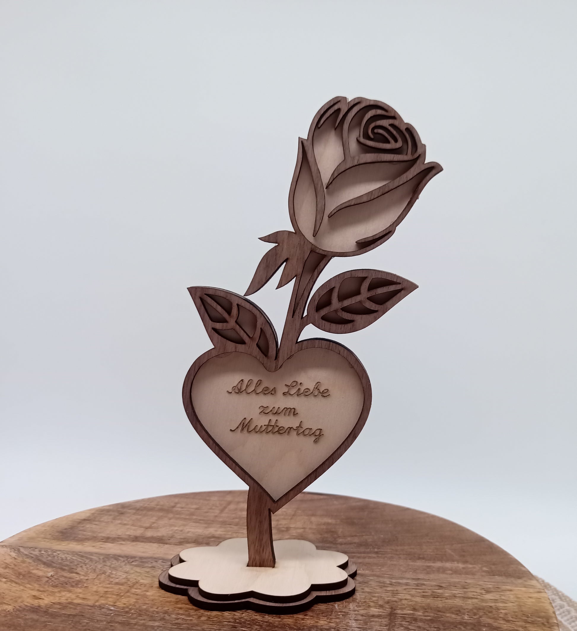 Blume Nr 2 aus Holz mit Gravur