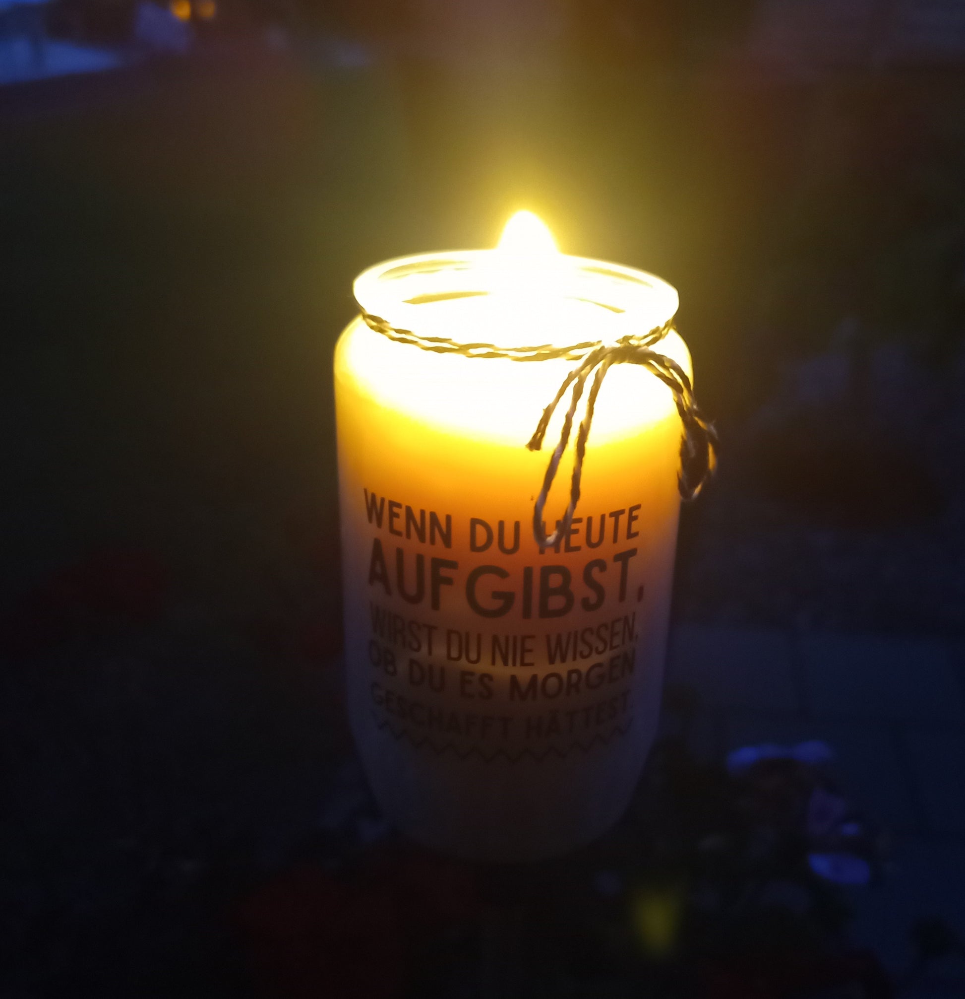Gartenfackel mit Spruch