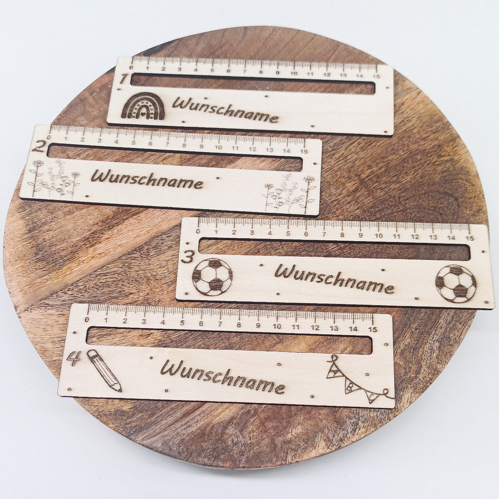 Lesehilfe aus Holz mit Namen