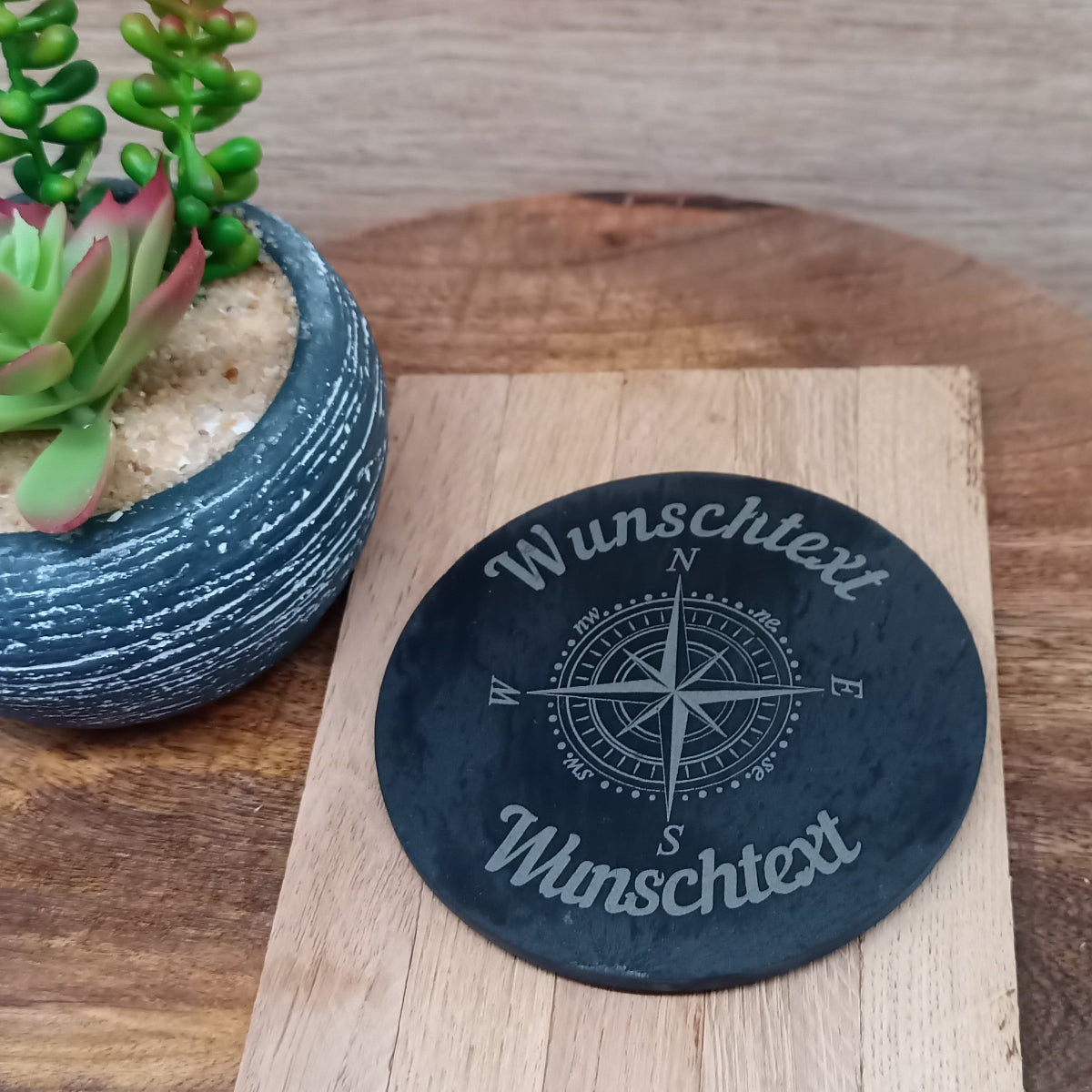 Untersetzter aus Schiefer mit maritimen Motiv
