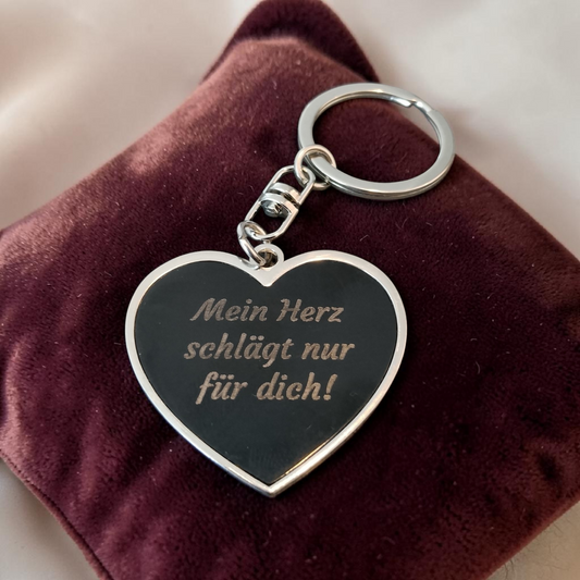 Schlüsselanhänger Metall in Herzform mit Wunschgravur